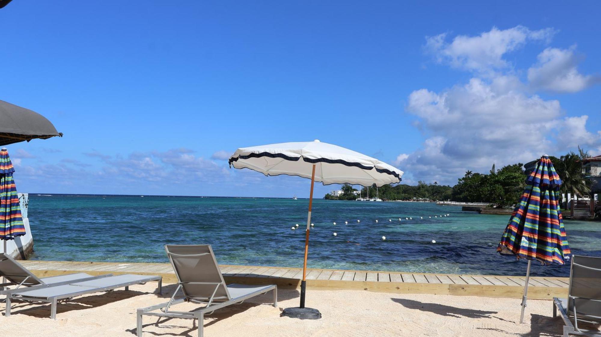 Ocean Palms Hotel Ocho Rios Exterior foto